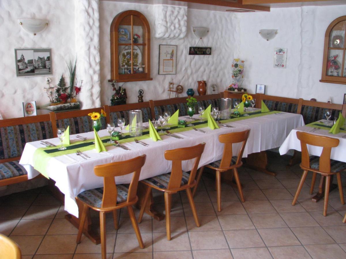 Restaurant / Pension Mainzer Tor Alsfeld Buitenkant foto